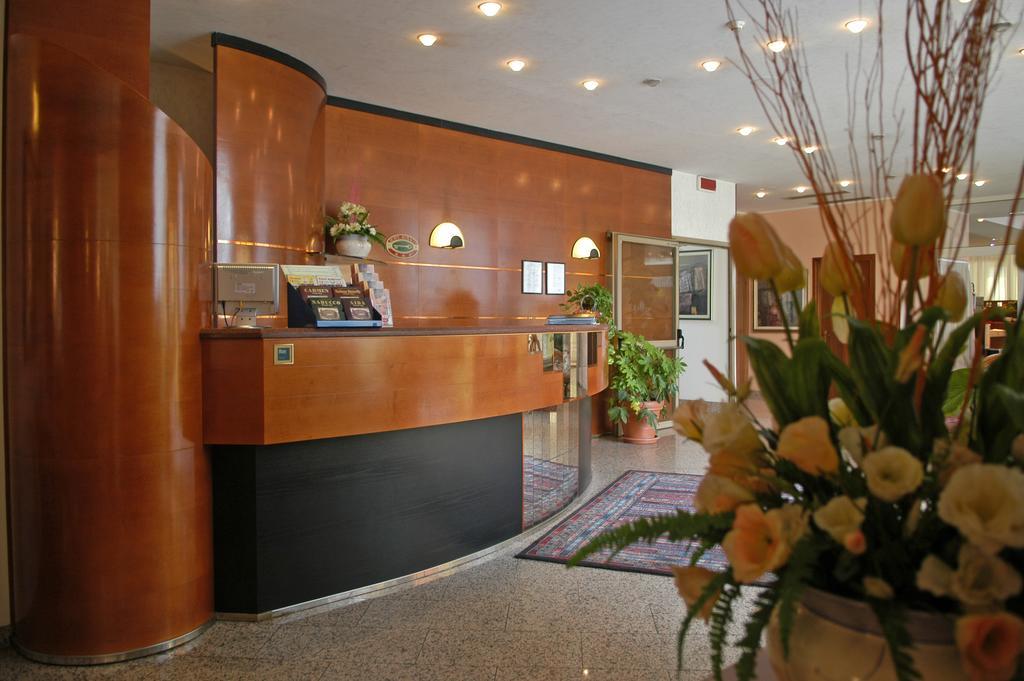 Hotel Monaco - Verona — Photos 1